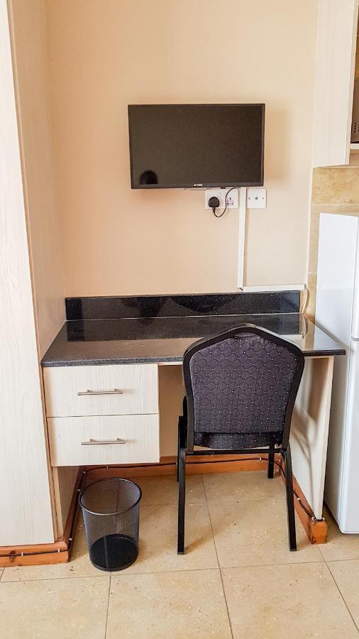 Nairobi West Suites Екстериор снимка